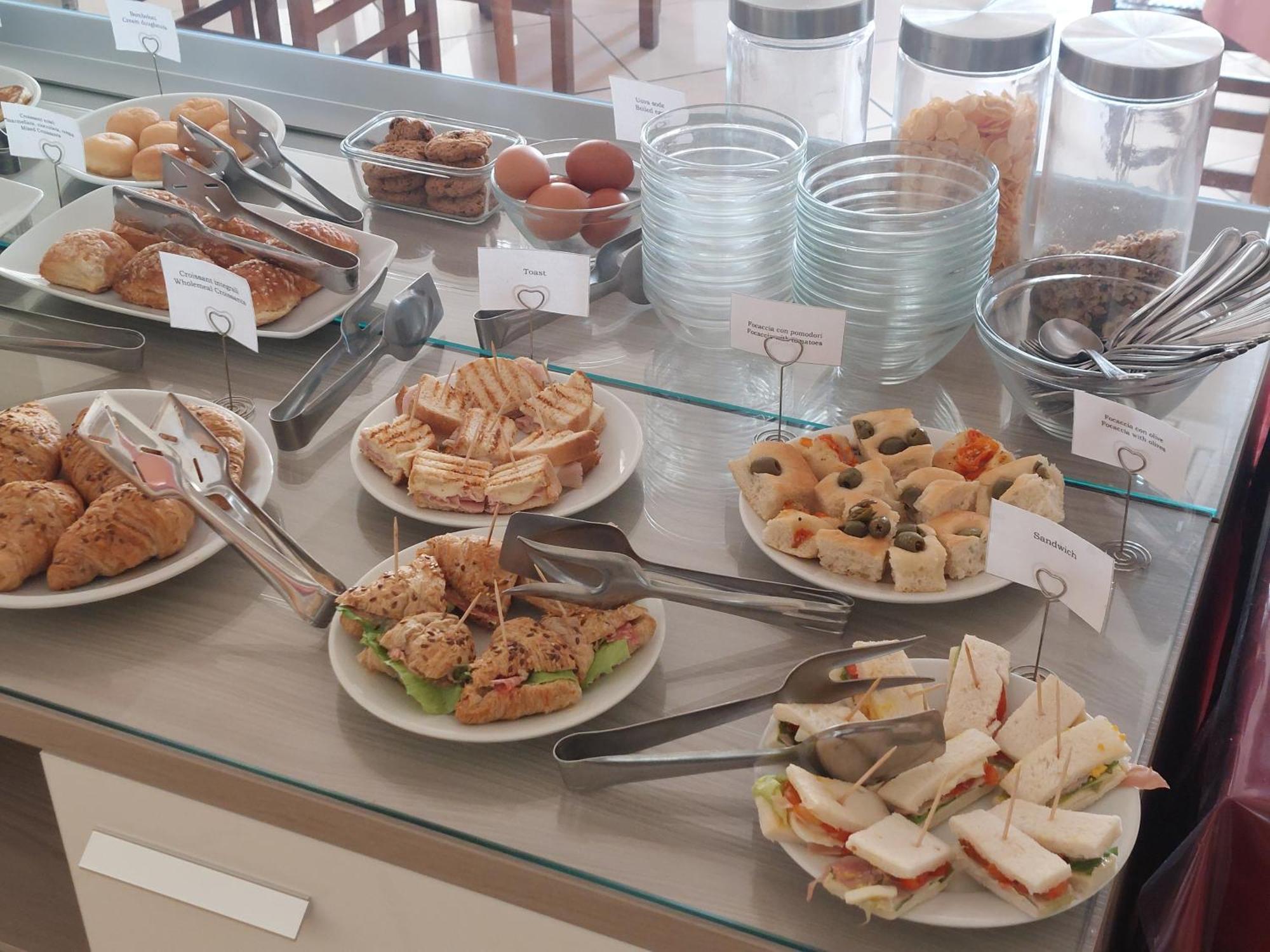 בלריה-איגאה מרינה Hotel Villa Aurora מראה חיצוני תמונה